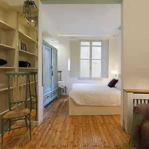 Ariento 9 Apartment