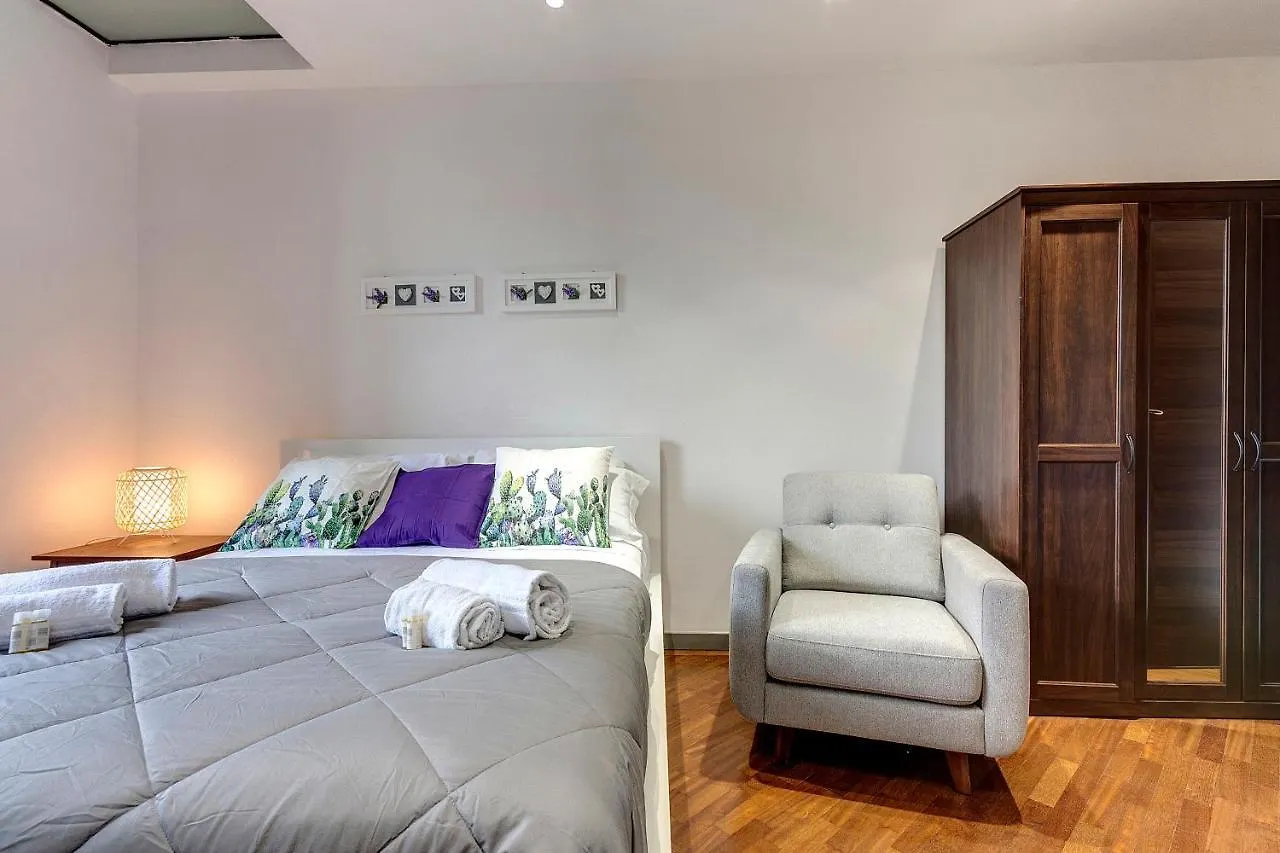 Spirito19 Apartment By Mamo Florence